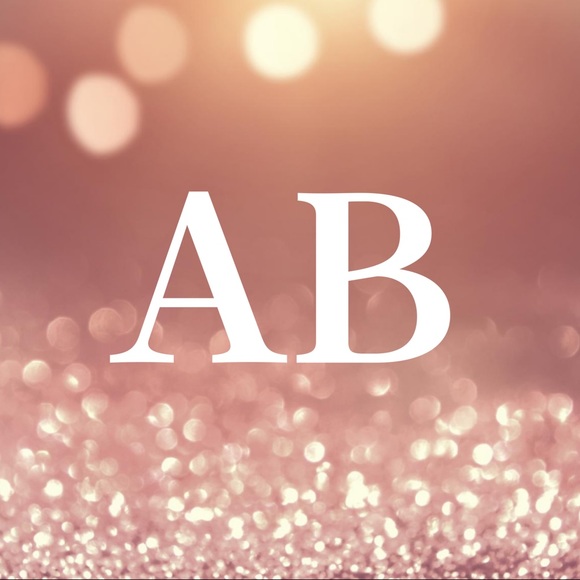 Meet your Posher, Anne - Picture 2 of 4